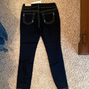 Maurices jegging size medium short